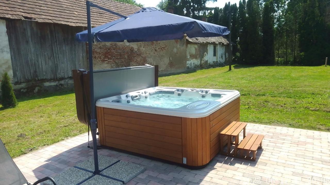 Almafas Vendeghaz Orseg Villa Kerkakutas Exterior foto